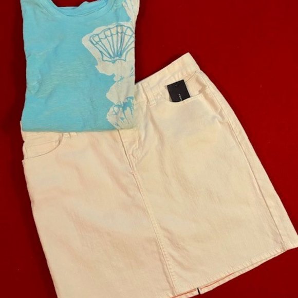 Tommy Hilfiger White Denim Mini Skirt NWT Size - 6 - Picture 2 of 9